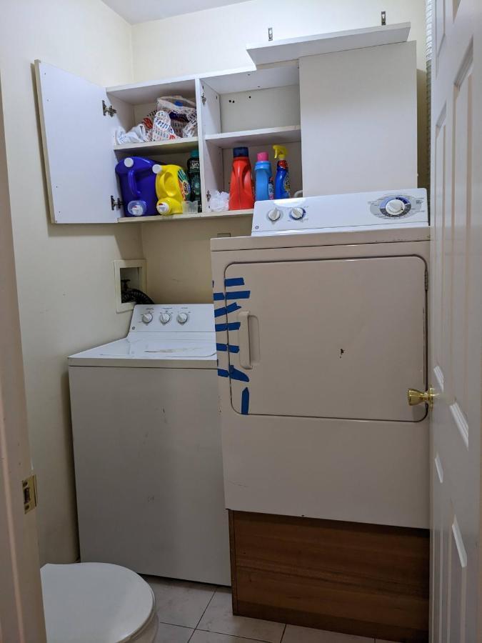 Spacious Room For 4 People In Williamsburg ! Нью-Йорк Экстерьер фото